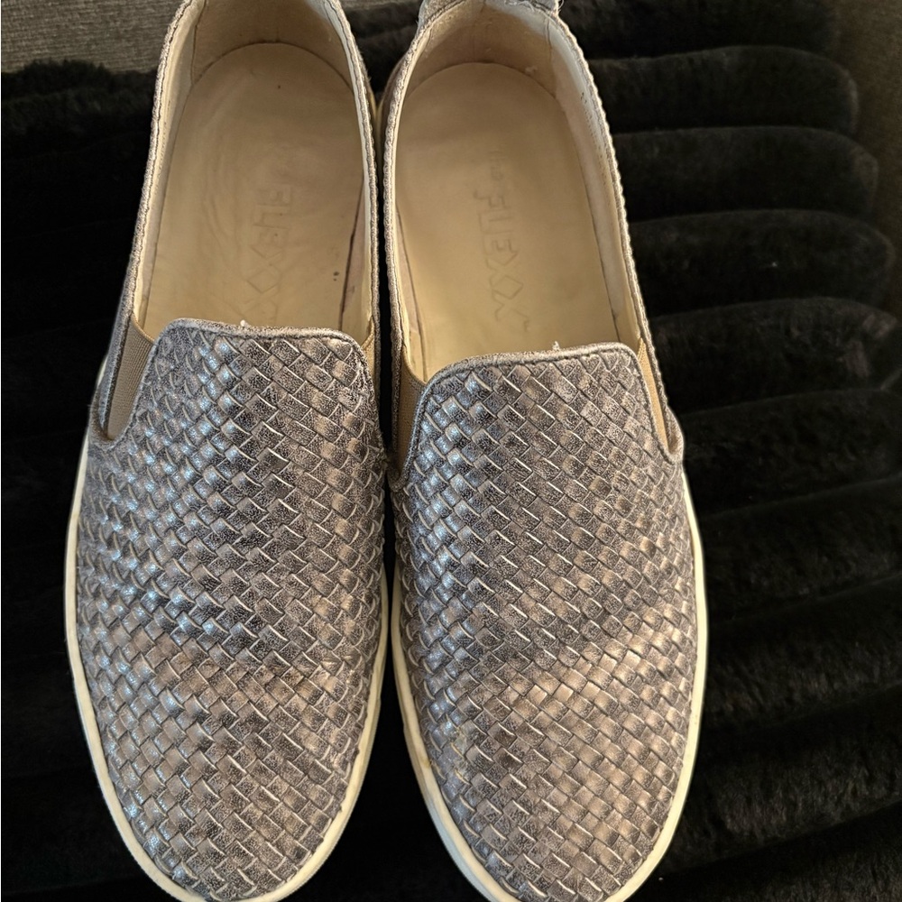 FLEXX Woven Leather Slip-On Sneakers